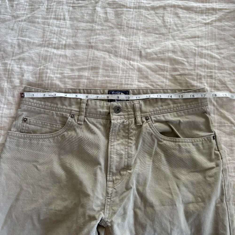 The North Face Khaki Pants Size 34 Regular